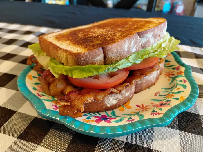 A BLT sandwich on toasted bread